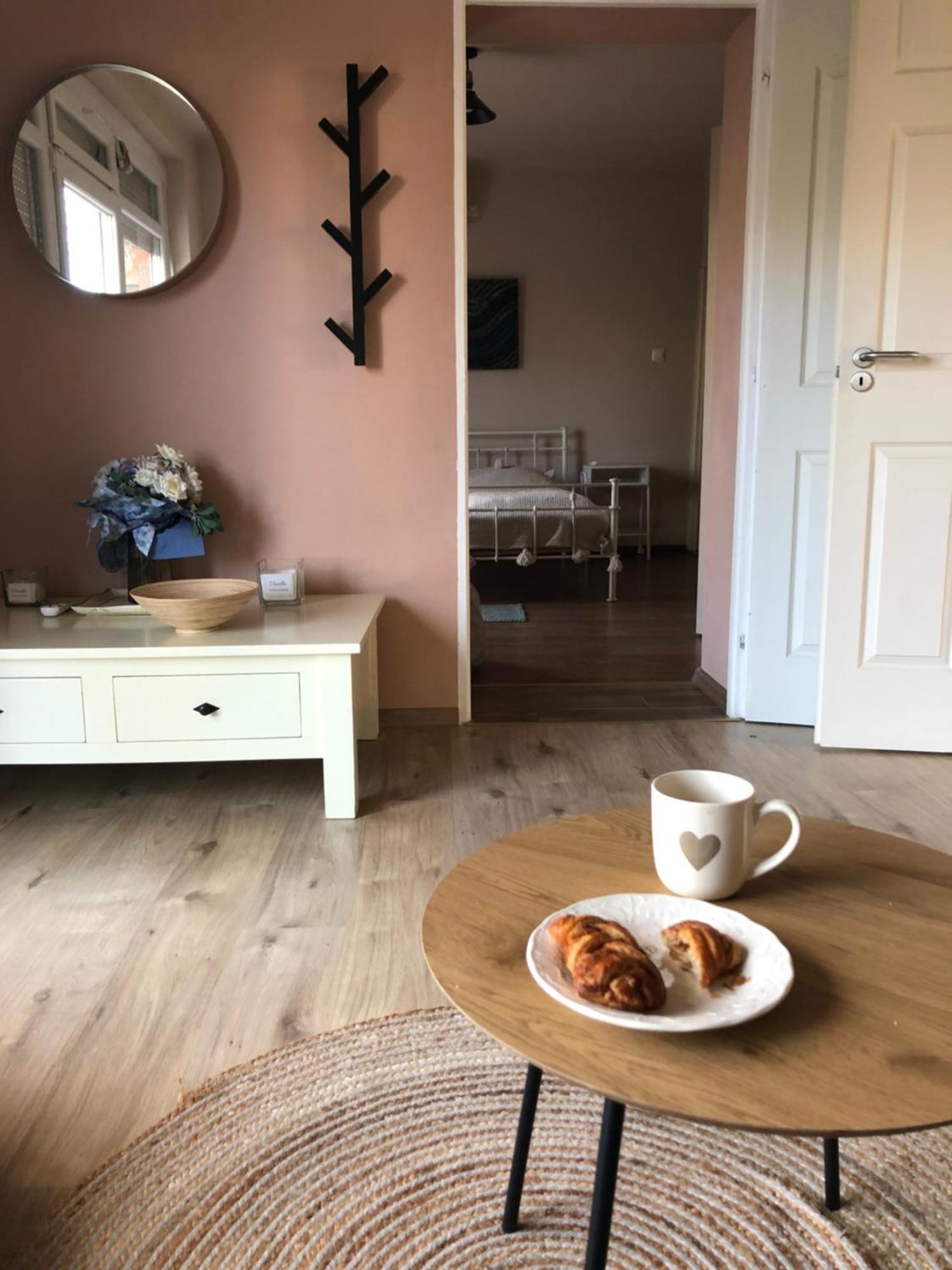 Apartment Fecske Family Jakuzzi House_65m Lake-5 Bedroom
